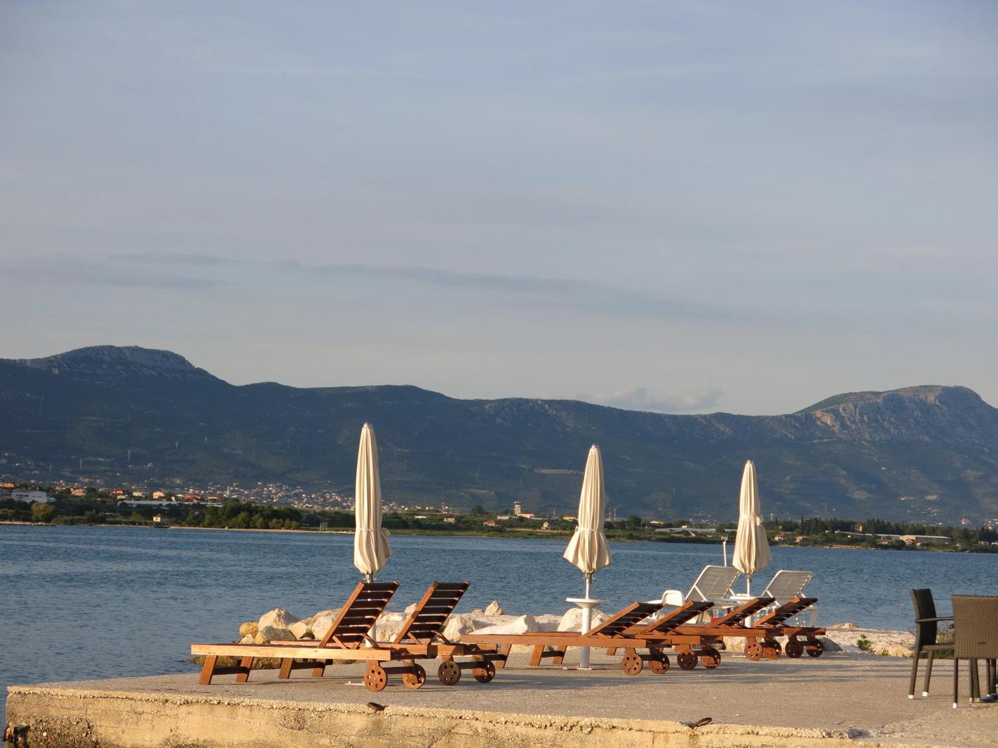 Apartments Coce Trogir Exterior photo