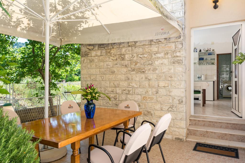 Apartments Coce Trogir Exterior photo