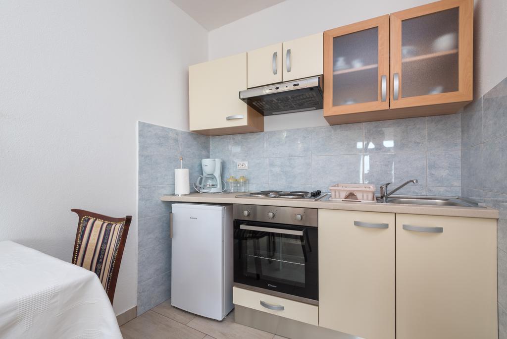Apartments Coce Trogir Exterior photo