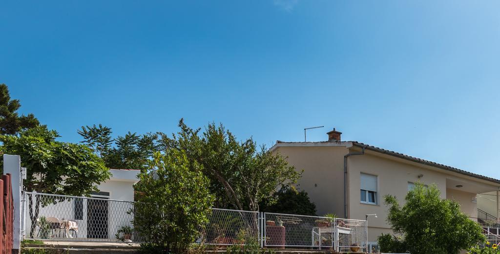 Apartments Coce Trogir Exterior photo